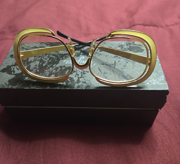 Vintage SUPER RARE Christian Dior Gold Frame Women's Glasses - Picture 1 of 5